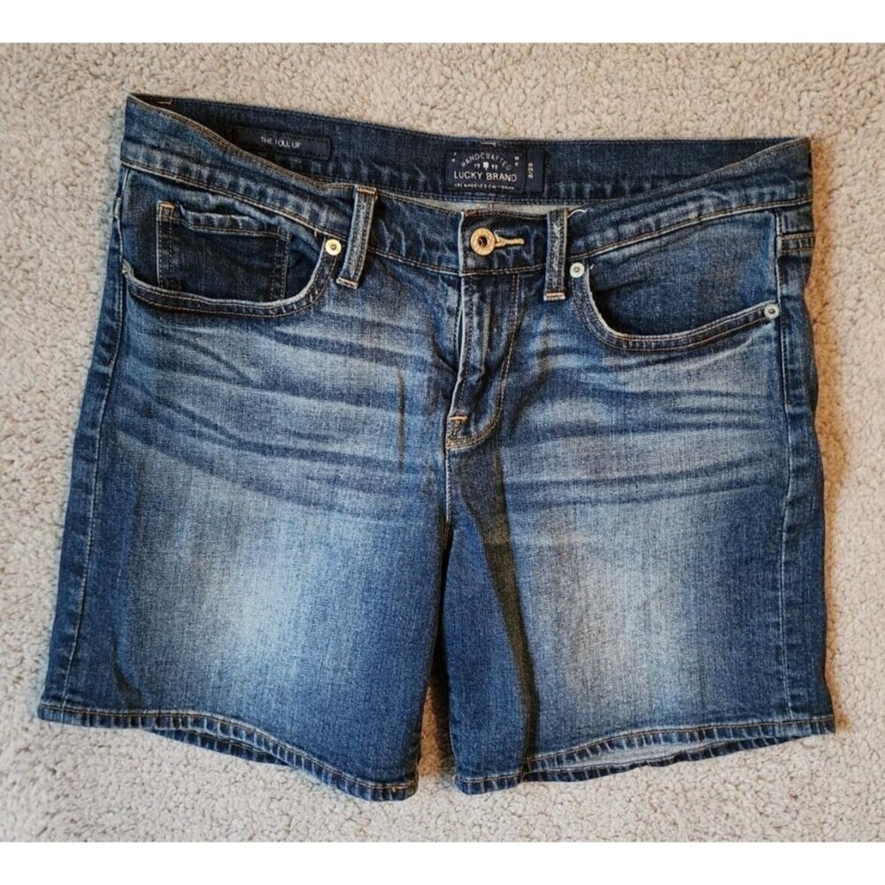 Lucky Brand Womens "The Roll Up" Denim Jeans Shorts Medium Wash Size 8/29 (32x7)